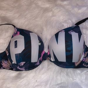 VS Pink Bra
